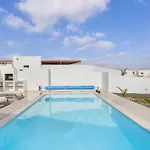 Altos Yaiza 9a By Escape بلايا بلانكا