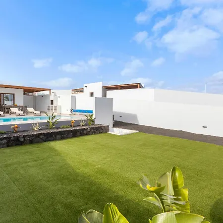 Villa Altos Yaiza 9a By Escape
